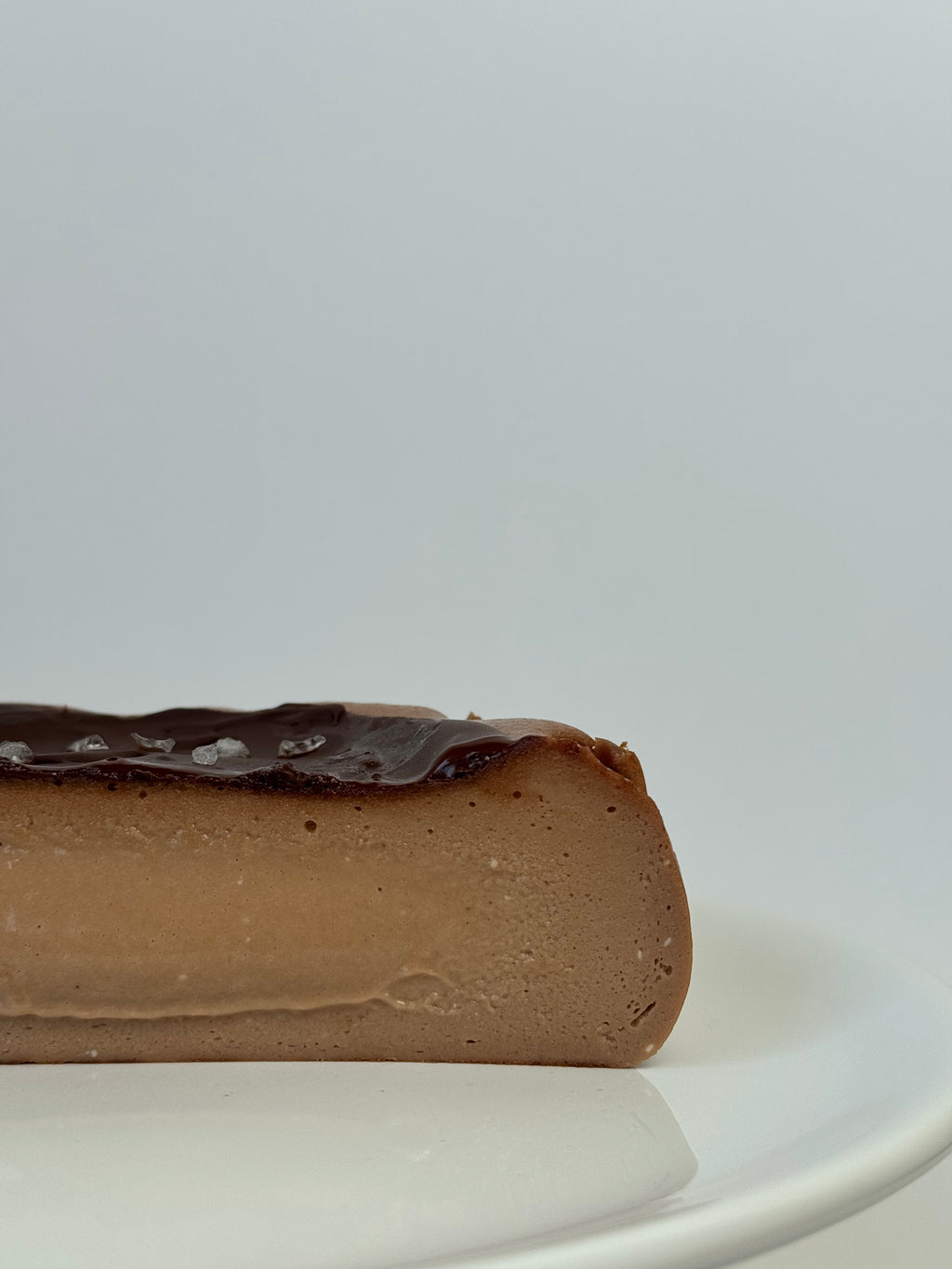 DARK CHOCOLATE & SEA SALT CHEESCAKE