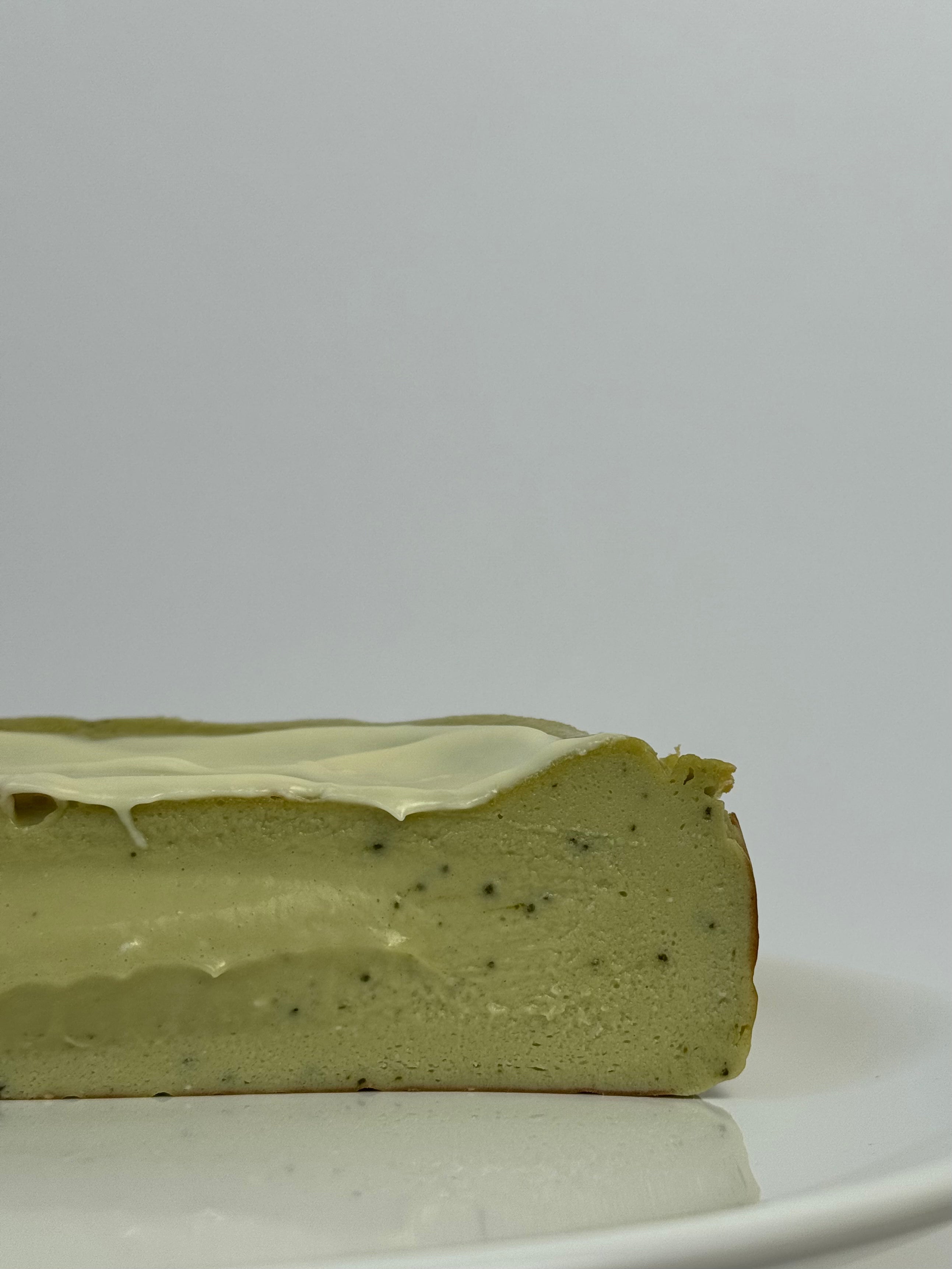 WHITE CHOCOLATE MATCHA CHEESCAKE