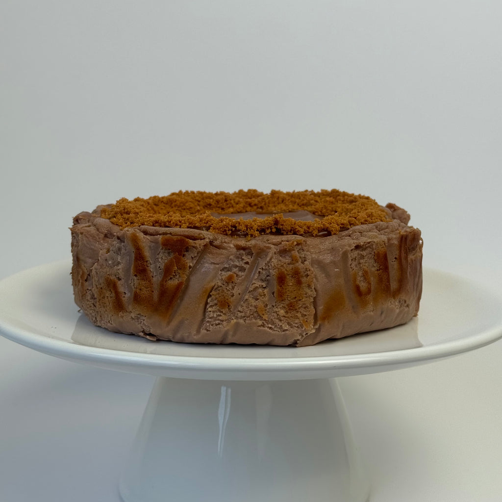 CARAMEL COCOA LOTUS CHEESCAKE